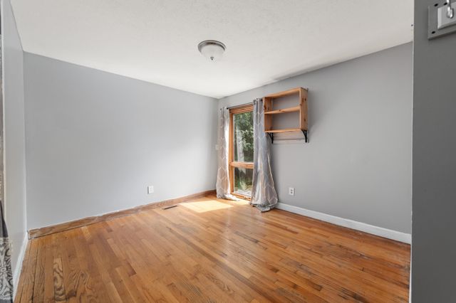 1 Gates Drive, Derry, NH 03038