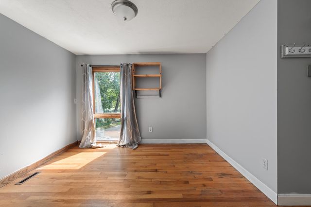 1 Gates Drive, Derry, NH 03038