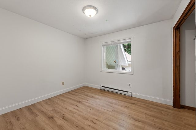 1 Gates Drive, Derry, NH 03038