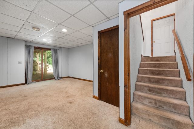 1 Gates Drive, Derry, NH 03038