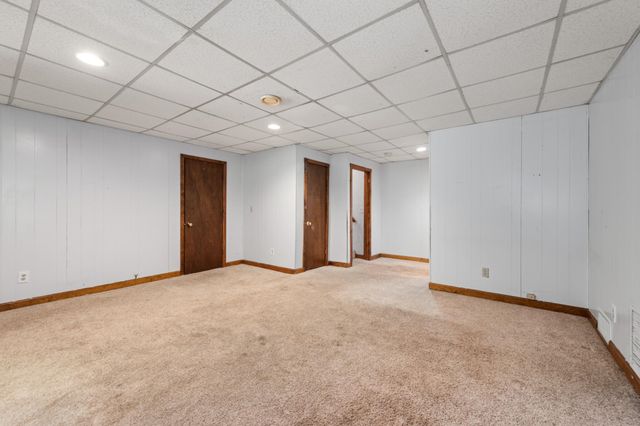 1 Gates Drive, Derry, NH 03038