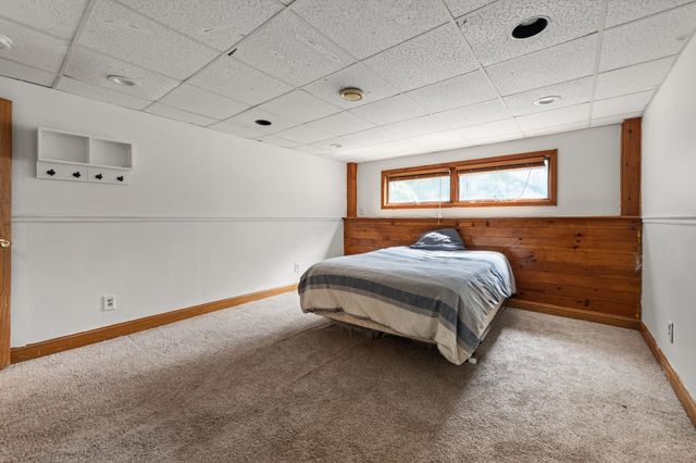 1 Gates Drive, Derry, NH 03038
