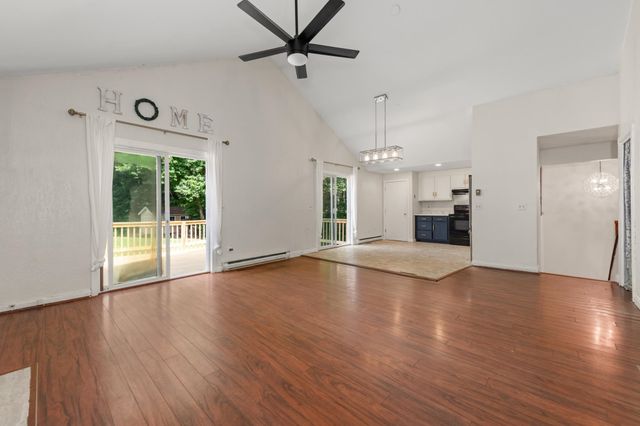 1 Gates Drive, Derry, NH 03038