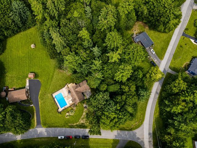 1 Gates Drive, Derry, NH 03038