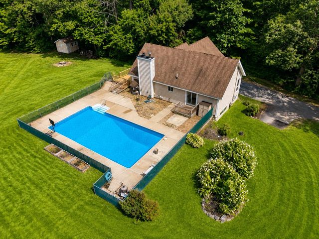 1 Gates Drive, Derry, NH 03038