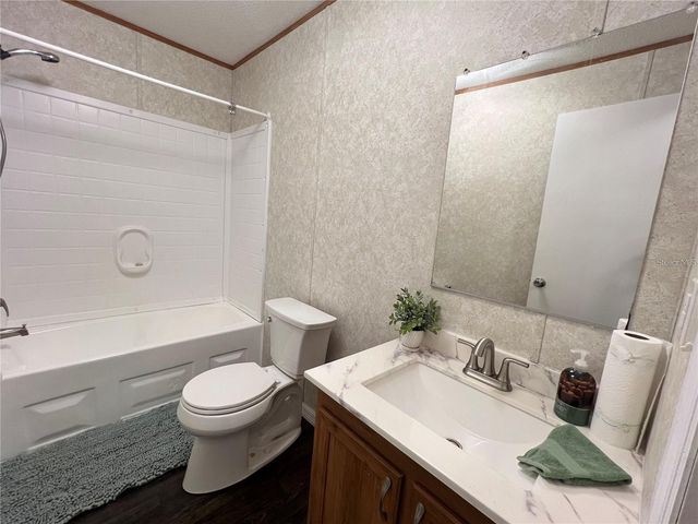 10 SE 69TH AVENUE, Ocala, FL 34472