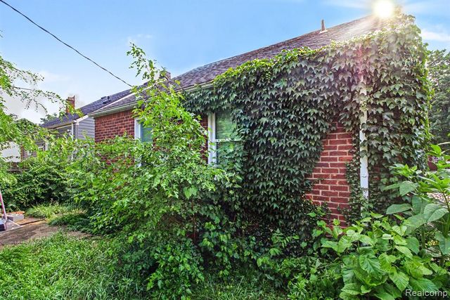 19335 Rutherford Street, Detroit, MI 48235