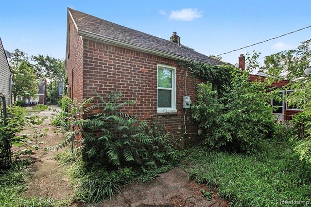 19335 Rutherford Street, Detroit, MI 48235