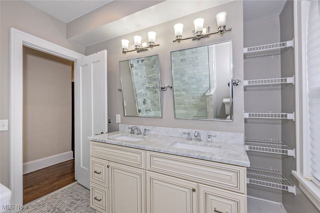 2875 Coleridge Road, Cleveland Heights, OH 44118