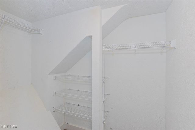 2875 Coleridge Road, Cleveland Heights, OH 44118