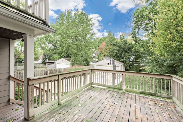 2875 Coleridge Road, Cleveland Heights, OH 44118