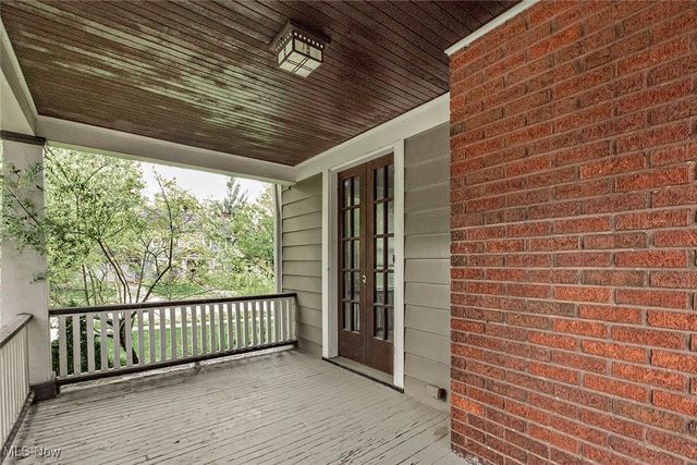 2875 Coleridge Road, Cleveland Heights, OH 44118