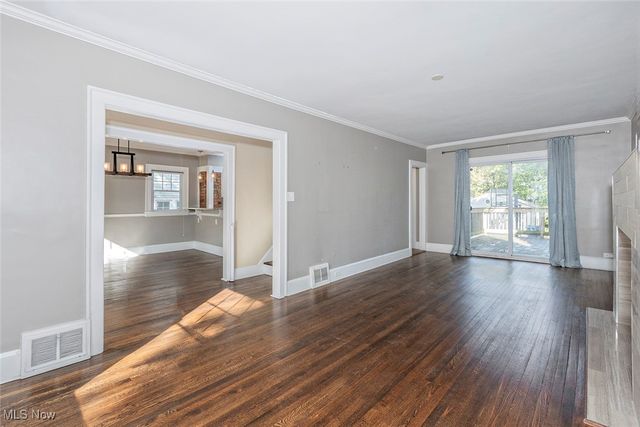 2875 Coleridge Road, Cleveland Heights, OH 44118