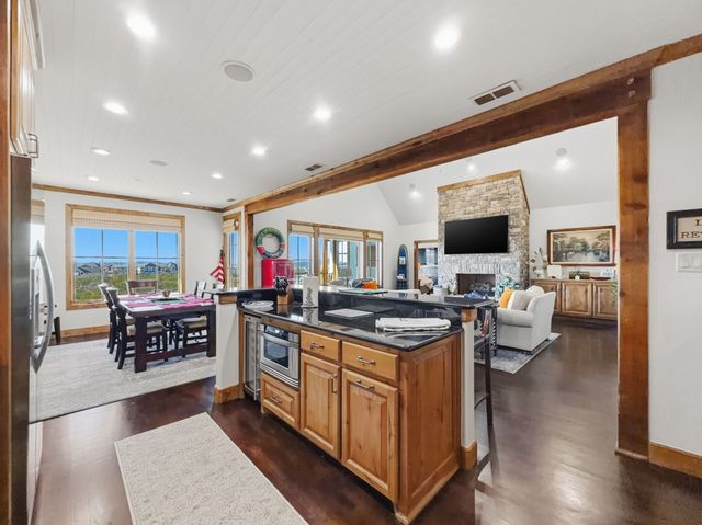 2033 Harbor Way 302, Graford, TX 76449