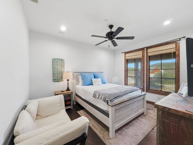 2033 Harbor Way 302, Graford, TX 76449