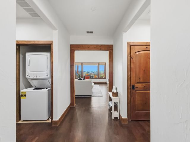 2033 Harbor Way 302, Graford, TX 76449