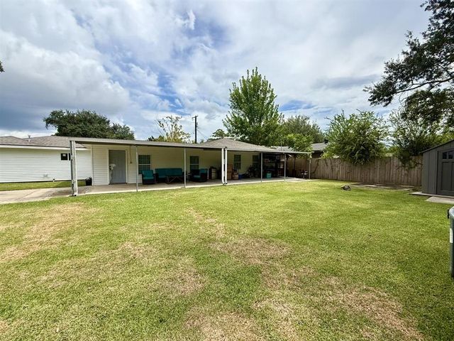 112 Irvin Street, Lake Charles, LA 70605