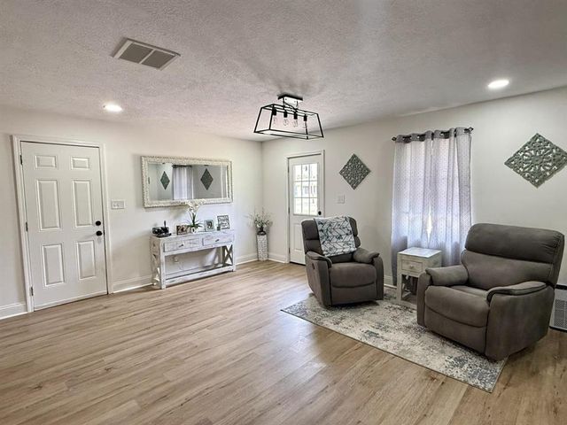 112 Irvin Street, Lake Charles, LA 70605
