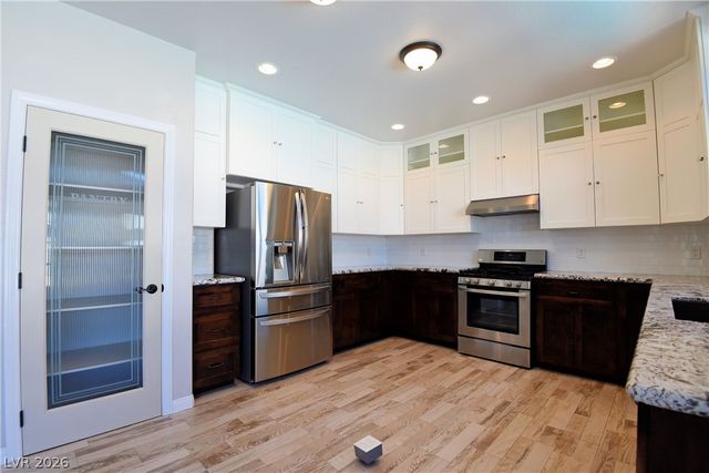 1160 Mitchell Place, Pahrump, NV 89060