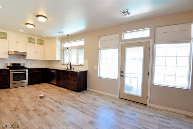 1160 Mitchell Place, Pahrump, NV 89060