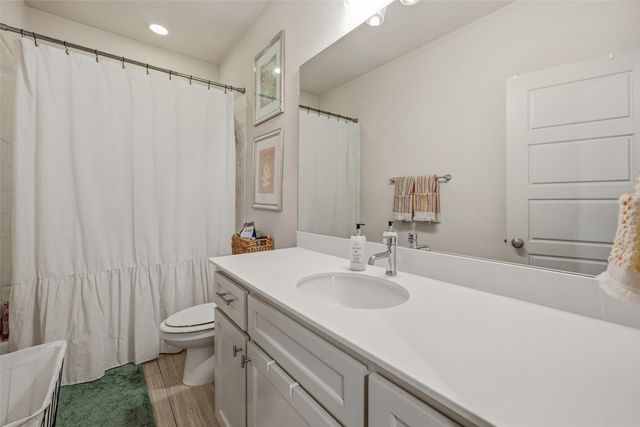 210 Wimberly Street, Fort Worth, TX 76107