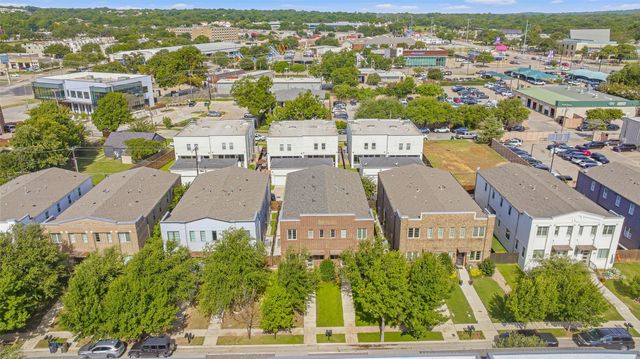 210 Wimberly Street, Fort Worth, TX 76107
