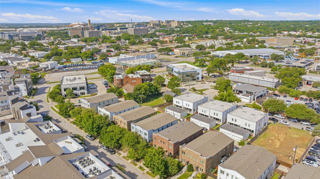 210 Wimberly Street, Fort Worth, TX 76107