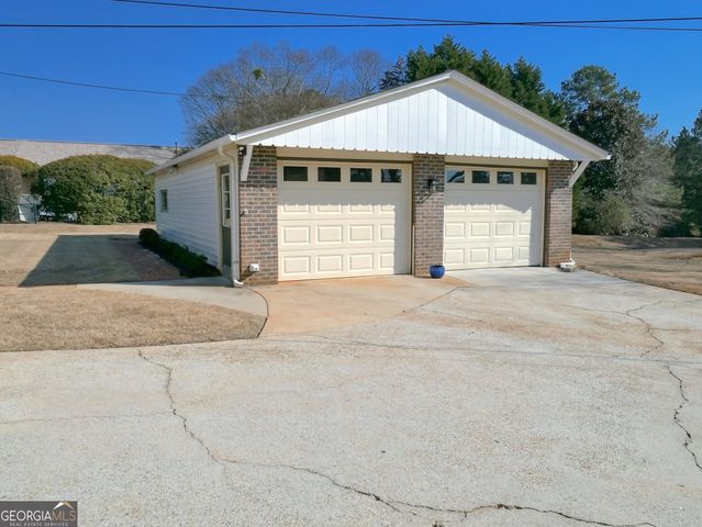 808 N Bethany Road, Mcdonough, GA 30252