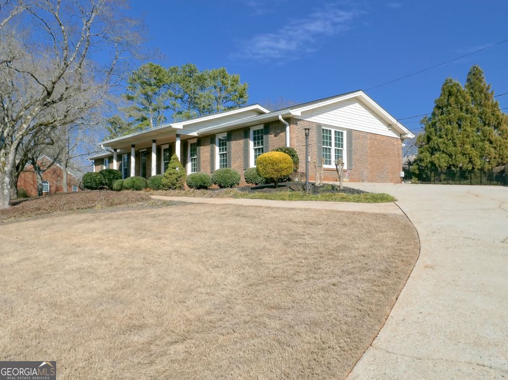 808 N Bethany Road, Mcdonough, GA 30252