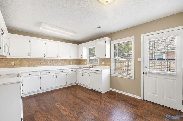 44 Cedar Brook Street, Moulton, AL 35650