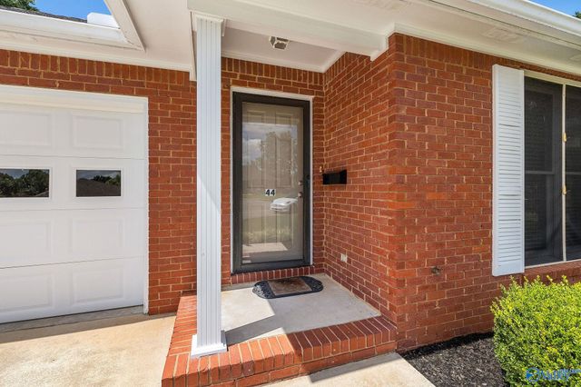 44 Cedar Brook Street, Moulton, AL 35650