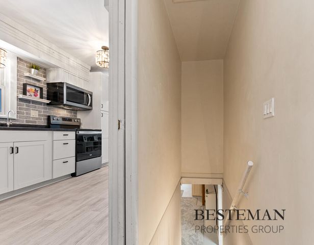 1290 Sherwood Drive, Muskegon, MI 49445