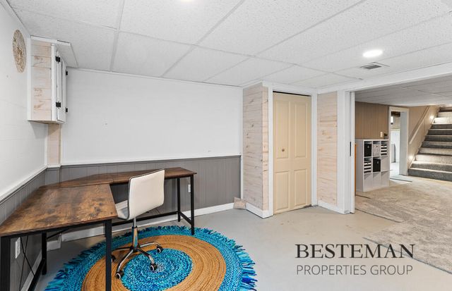 1290 Sherwood Drive, Muskegon, MI 49445