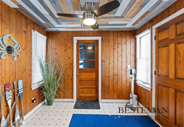 1290 Sherwood Drive, Muskegon, MI 49445