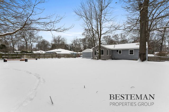 1290 Sherwood Drive, Muskegon, MI 49445