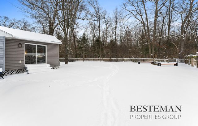 1290 Sherwood Drive, Muskegon, MI 49445