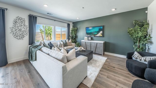 4287 Spotted Leaf Way, Sparks, NV 89436