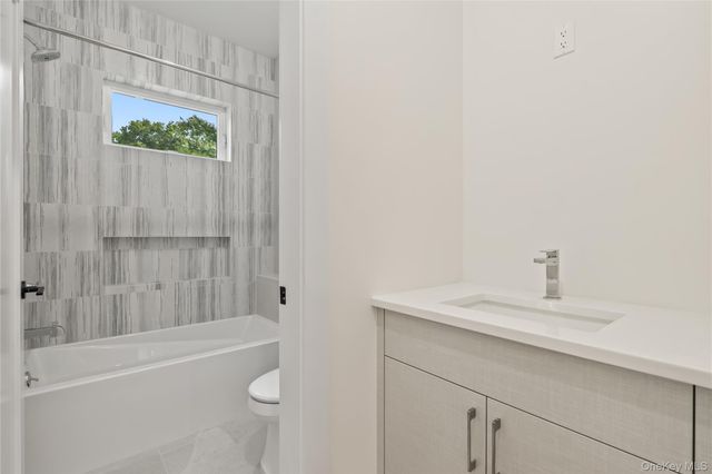 189 Quackenbush Lane, Monsey, NY 10952