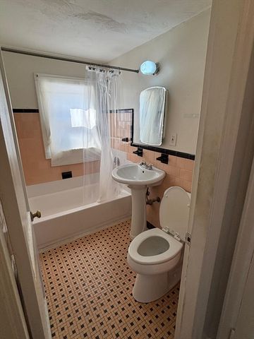 915 Hancock St 2, Quincy, MA 02170