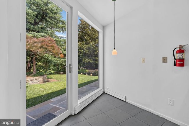 3113 45TH ST NW, Washington, DC 20016