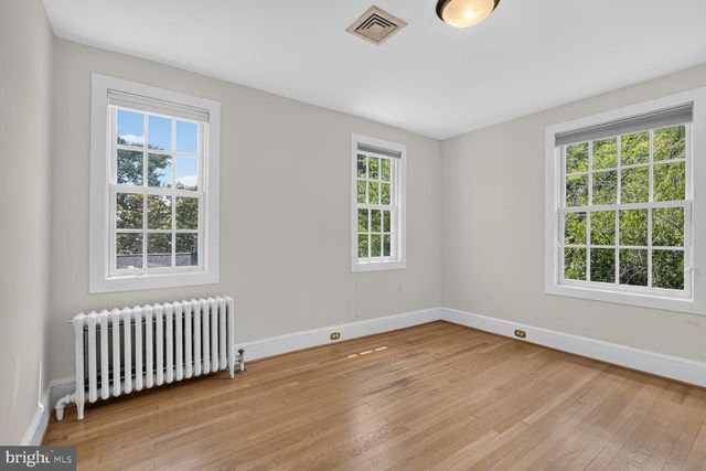3113 45TH ST NW, Washington, DC 20016