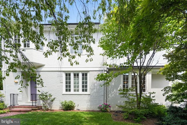 3113 45TH ST NW, Washington, DC 20016