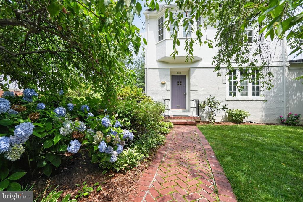 3113 45TH ST NW, Washington, DC 20016