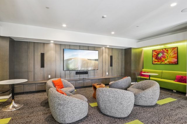 77 New 318, Cambridge, MA 02138