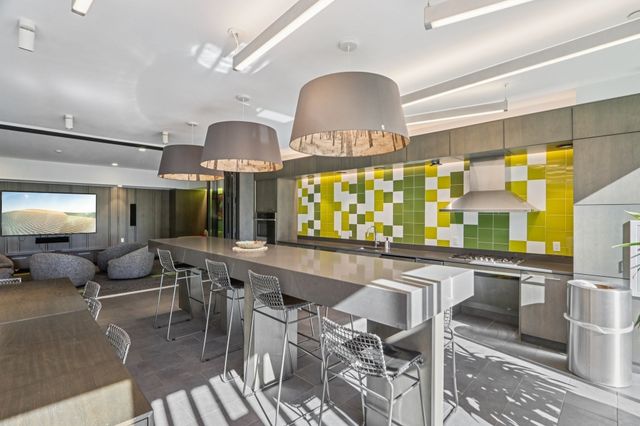 77 New 318, Cambridge, MA 02138