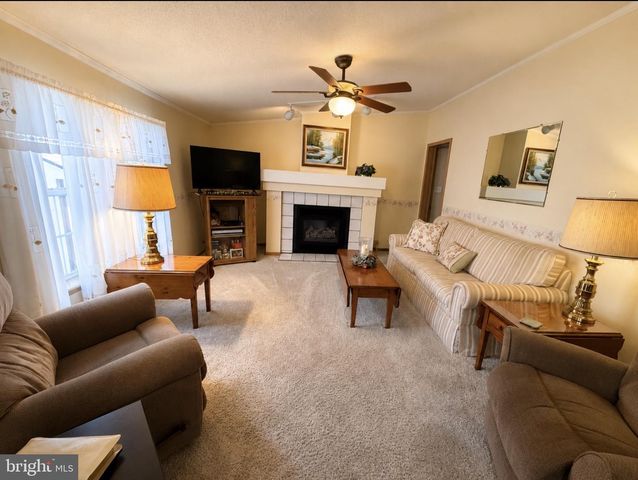 137 JUNIPER ST, Palmyra, PA 17078