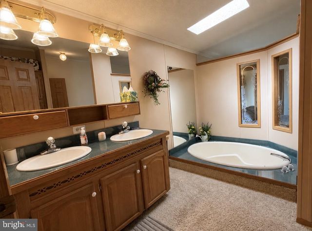 137 JUNIPER ST, Palmyra, PA 17078