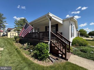 137 JUNIPER ST, Palmyra, PA 17078