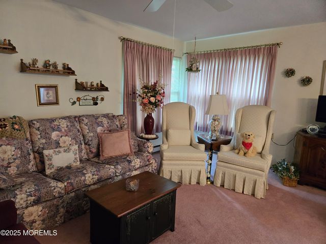 439D Chesterfield Court, Manchester, NJ 08759