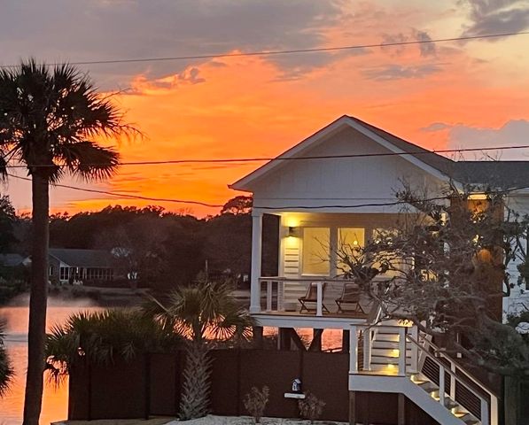 1033 N Dogwood Dr., Surfside Beach, SC 29575